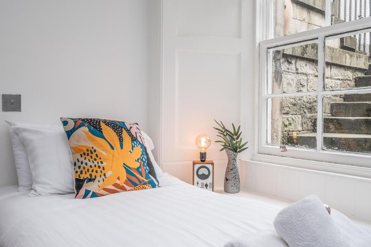 Ferienhaus Cozy With Character Large 2 Bedroom Main Door With Garden Edinburgh
